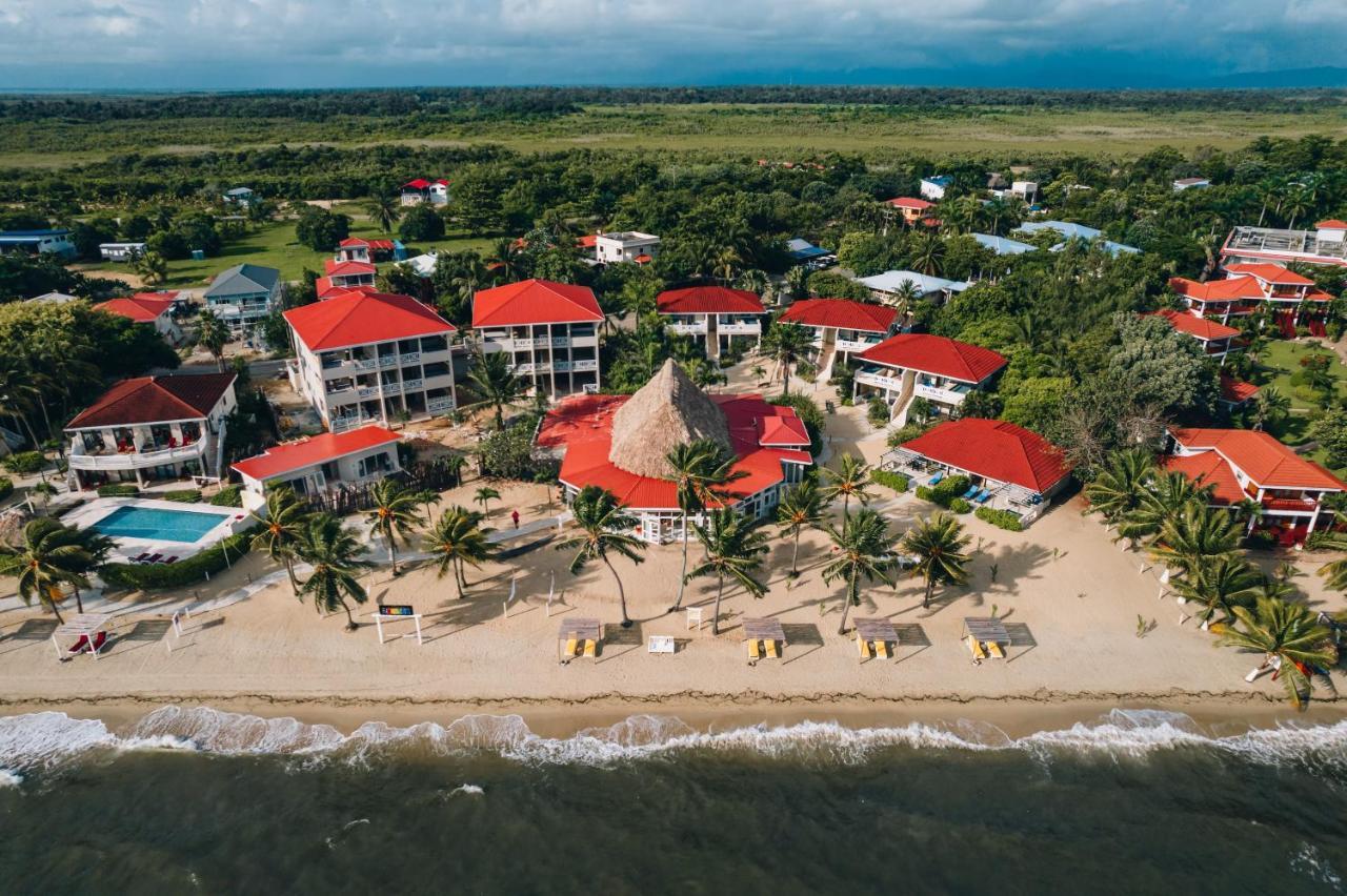 The Lodge At Jaguar Reef Hopkins Exterior photo